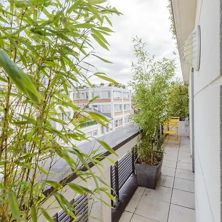 Bright 37m For 2 With Balcony In Paris! Apartment