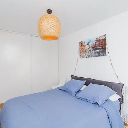 Bright 37m For 2 With Balcony In Paris! Apartment Paris