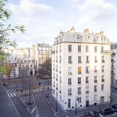 Bright 37m For 2 With Balcony In Paris! Apartment
